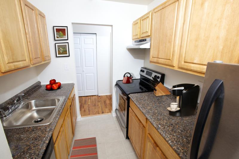 Seacrest Apartments Image 4