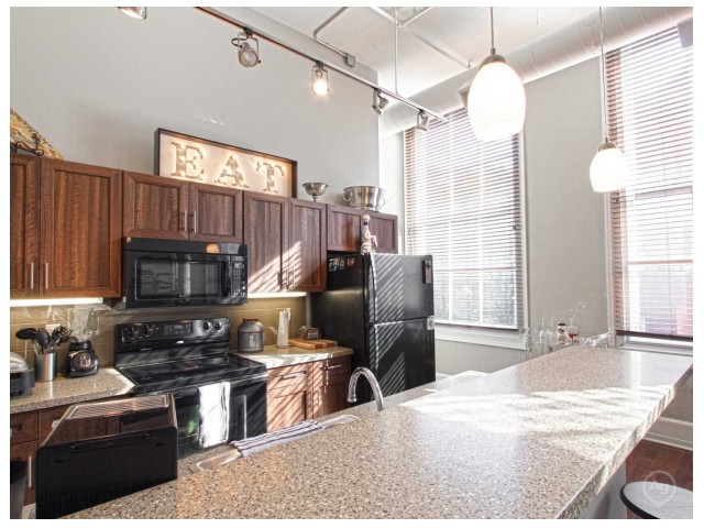 Residences at South High Image 9