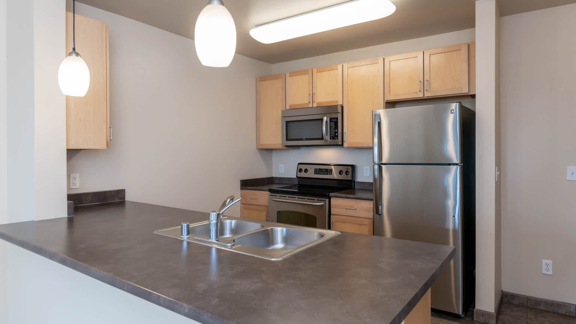 Market Street Village Image 9