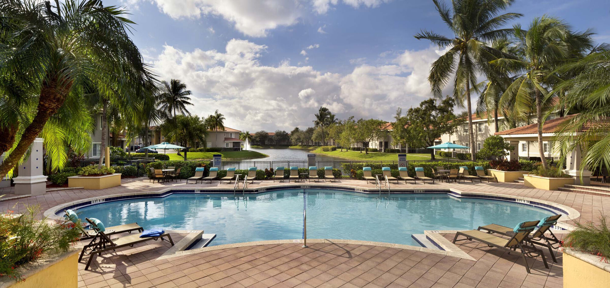 Camden Doral Image 21