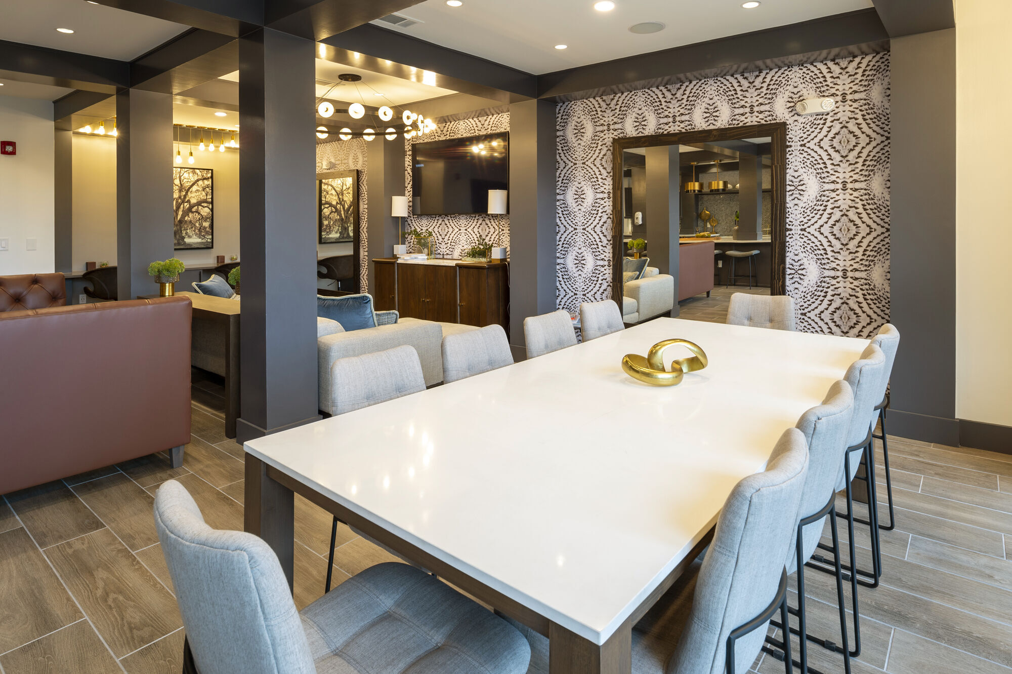 33ThirtyThree Image 41