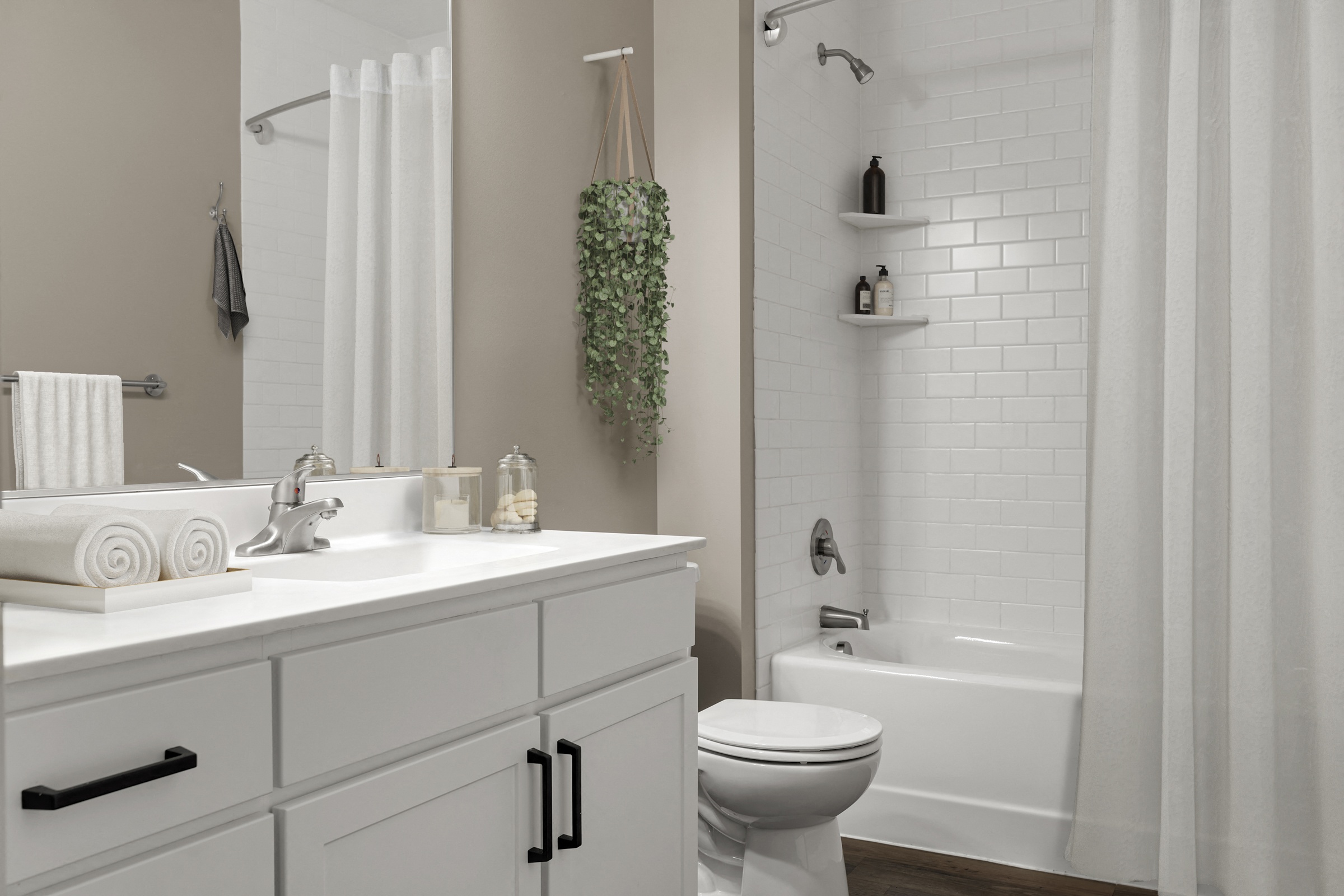 Kellogg Square Image 48