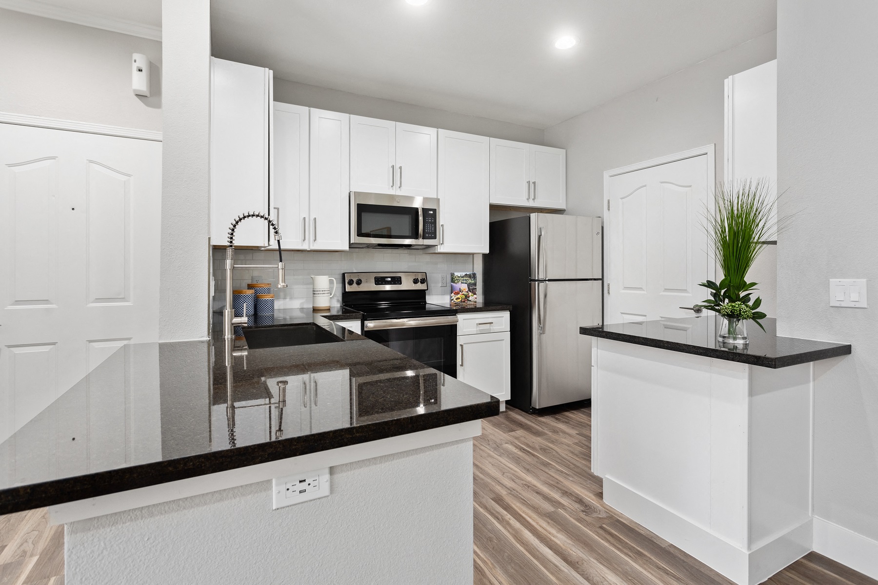 Kota North Scottsdale Image 3