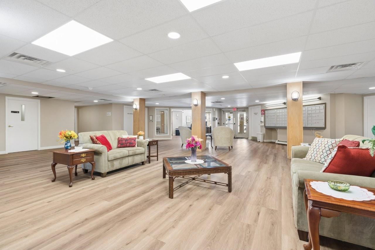 Town Centre Senior Apartments Image 15