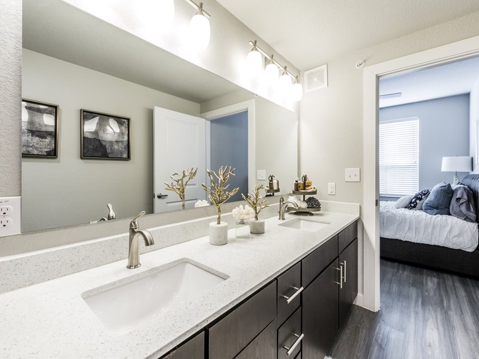 Urban North Apartments Image 9