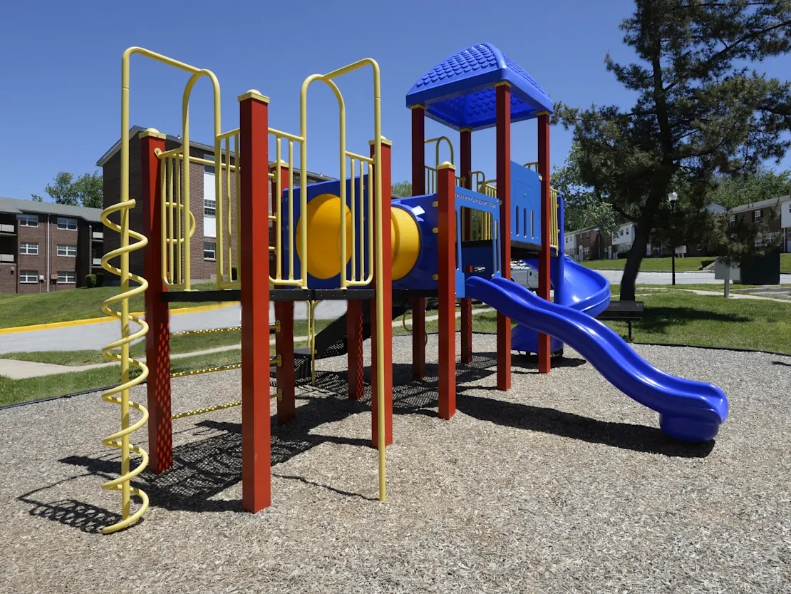 Colony Hill Apartments And Townhomes Image 3