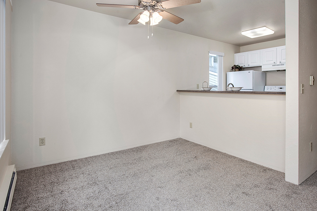 Chelsea by the Bay Image 12