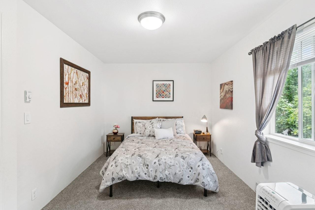 Jenna Village Apartments Image 6