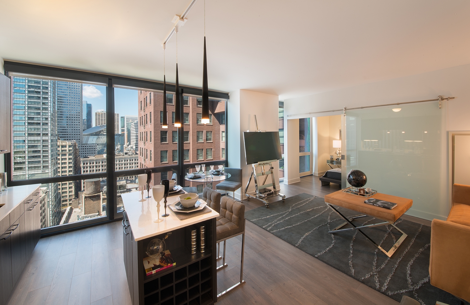 73 East Lake Image 1