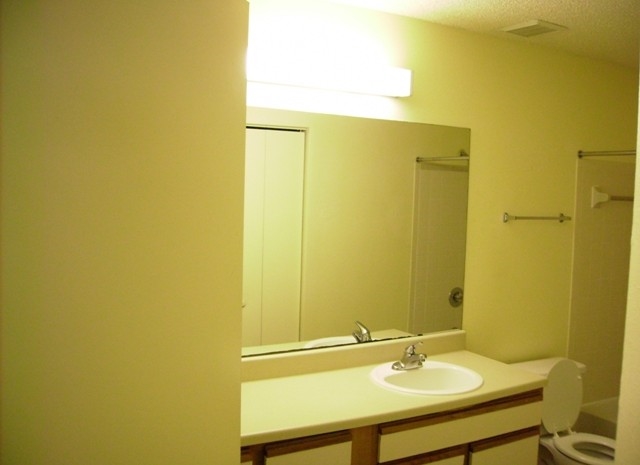 Otter Run Apartments Image 6