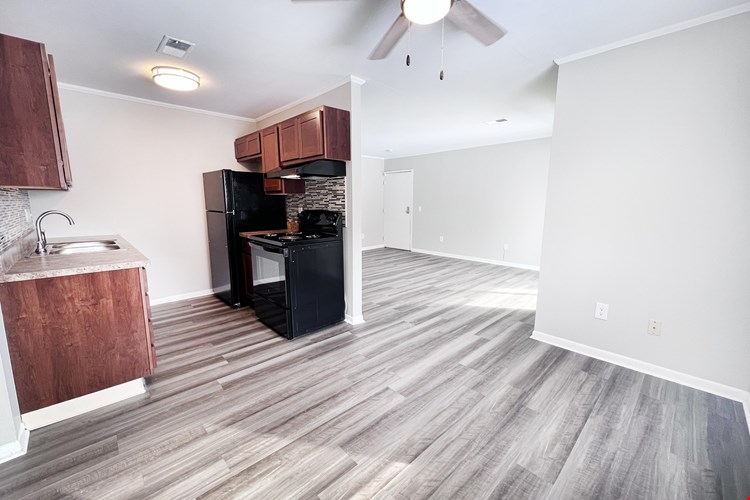 Sharondale Woods Apartments Image 76