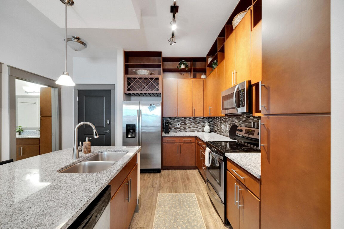 Varela Westshore Apartments Image 32