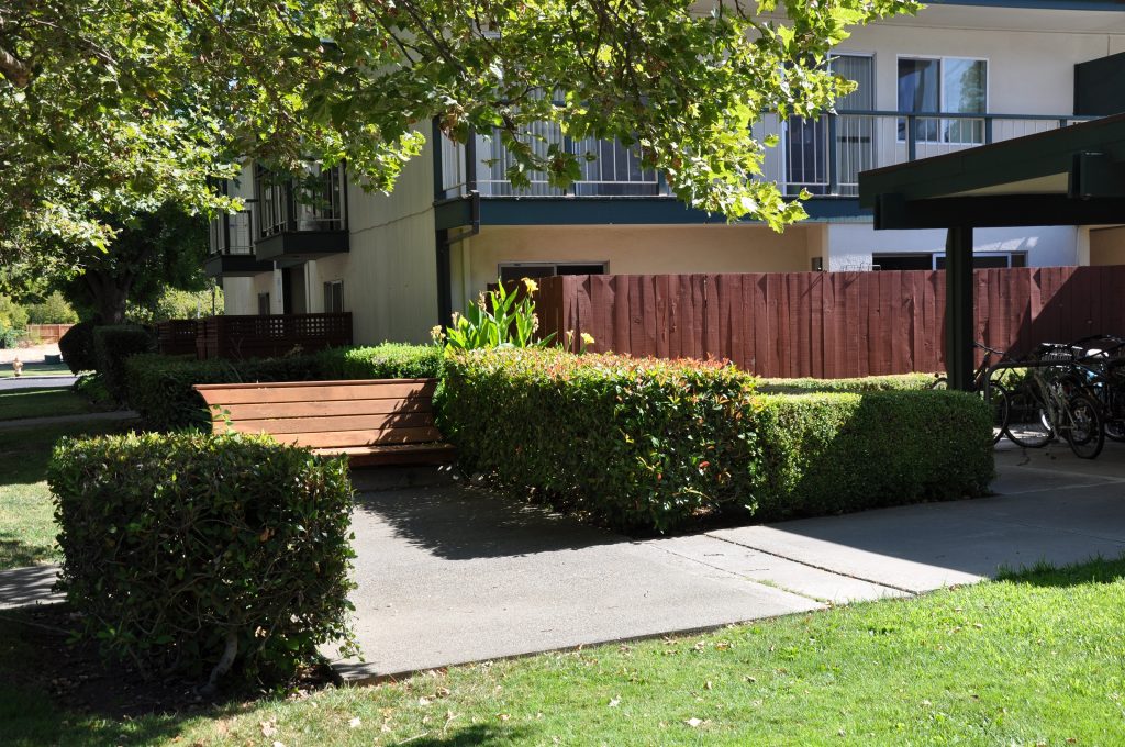 Viking Apartments Image 4