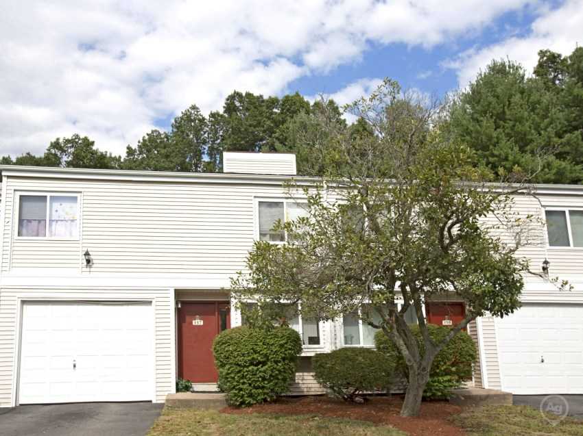 Windsor Crossing Image 9