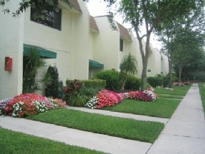 Deer Creek Racquet Club Image 2