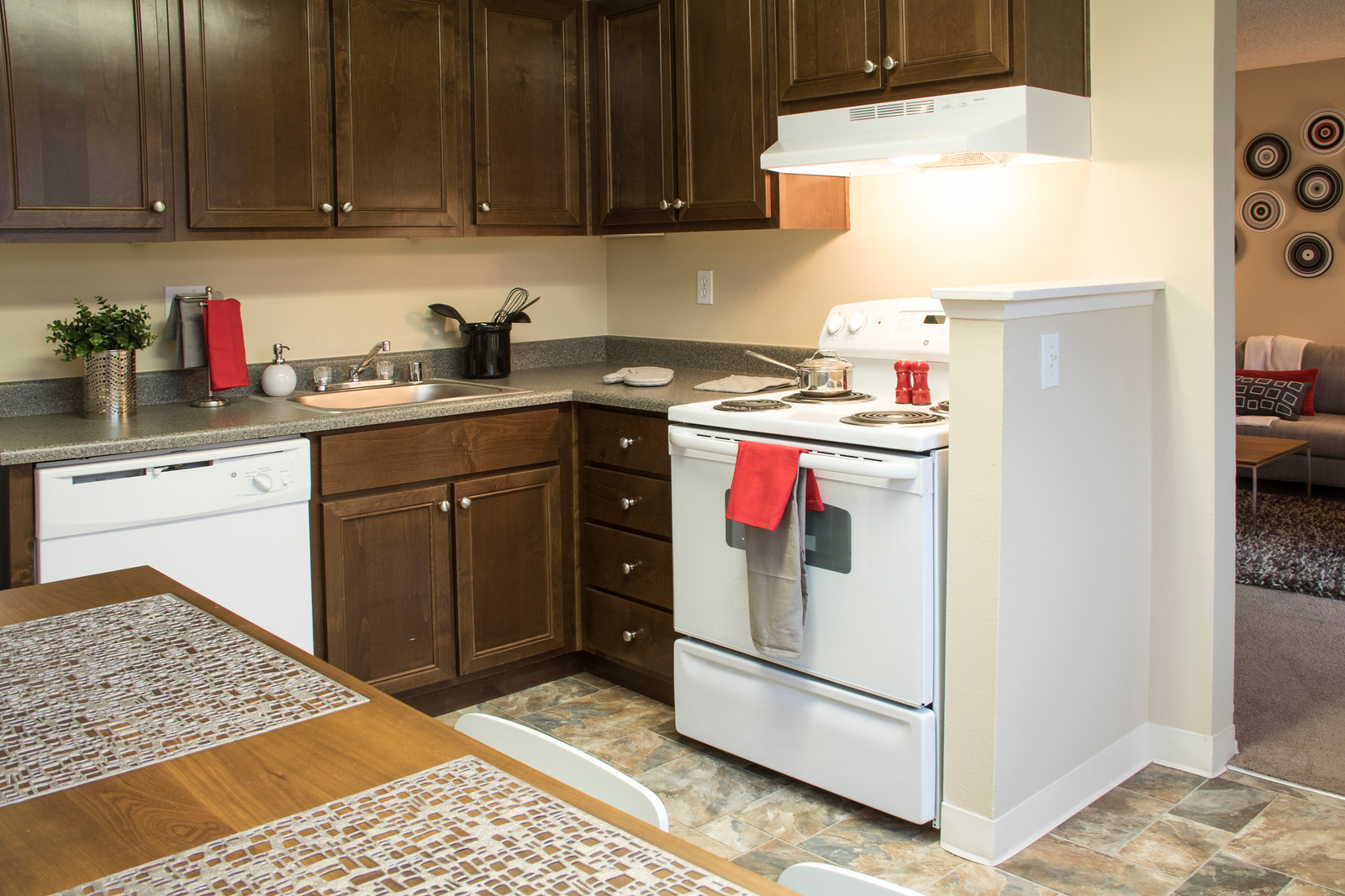 Trellis on Orchard Image 7