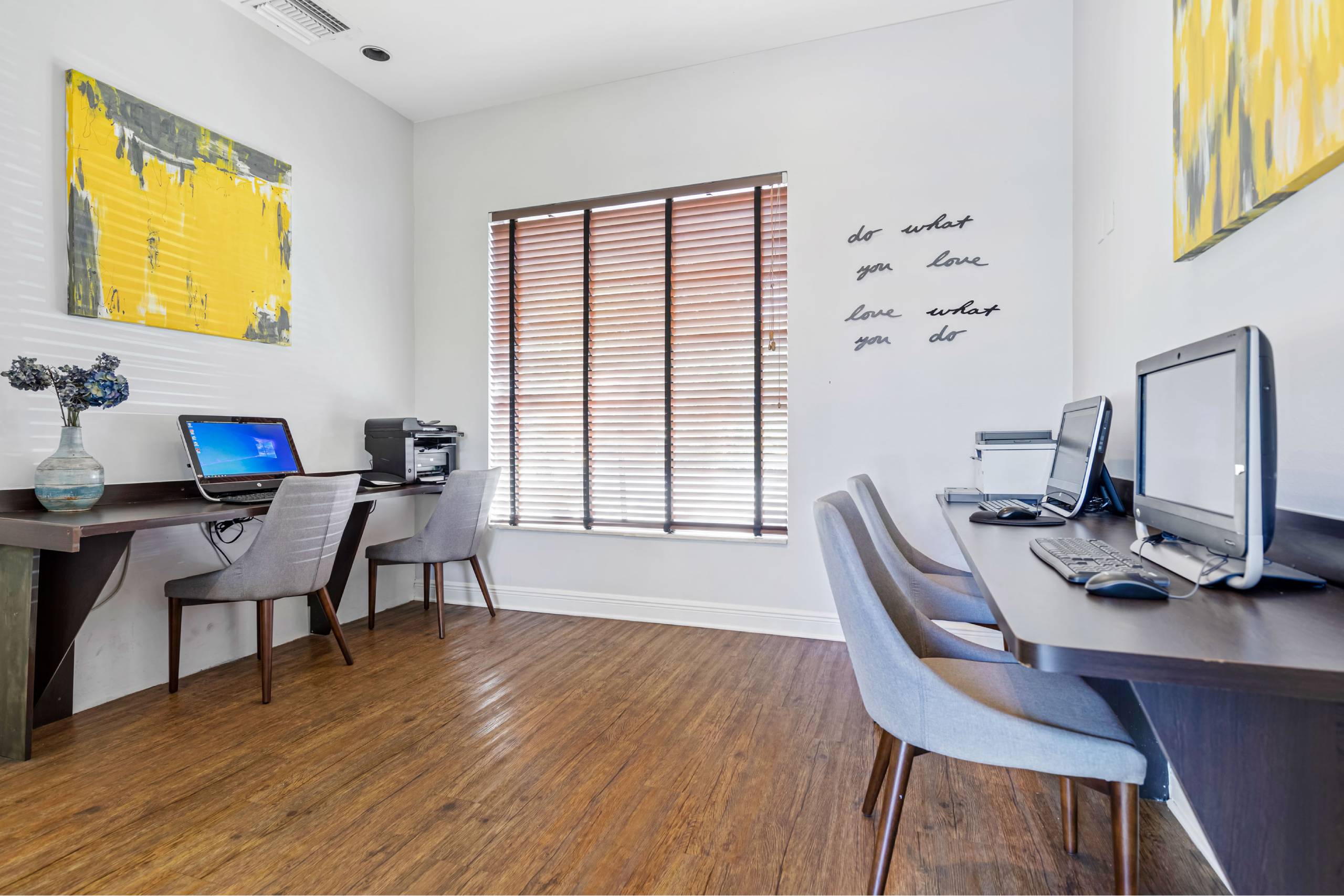 Miami FL apartments For Rent | Sunset Gardens Apartments |Kendall Area