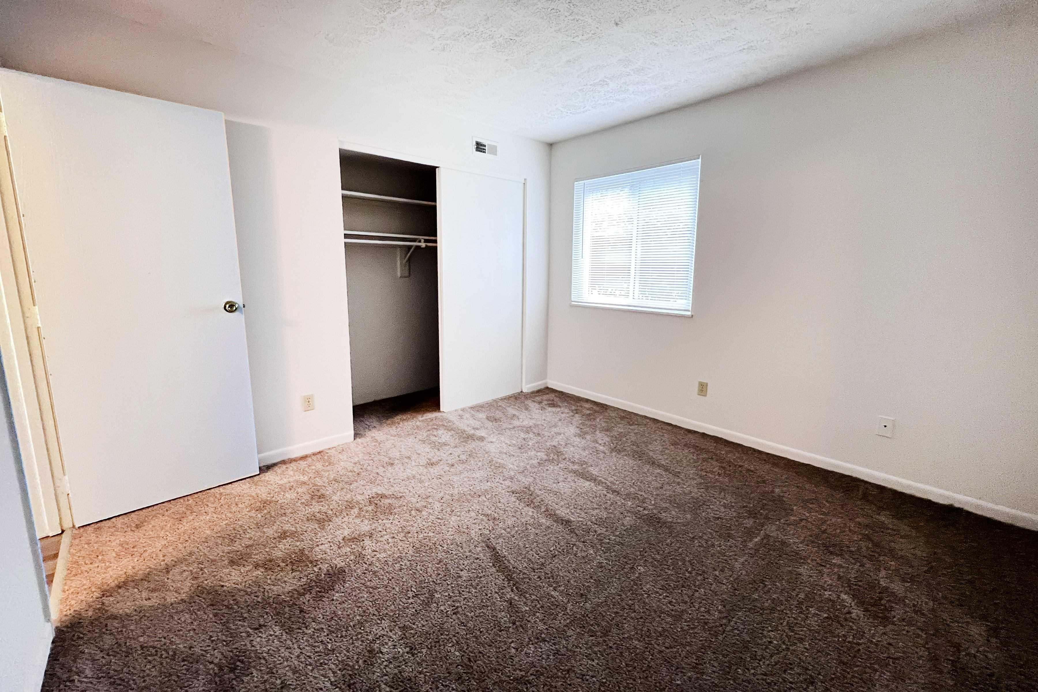 East Pointe Apartments Image 32