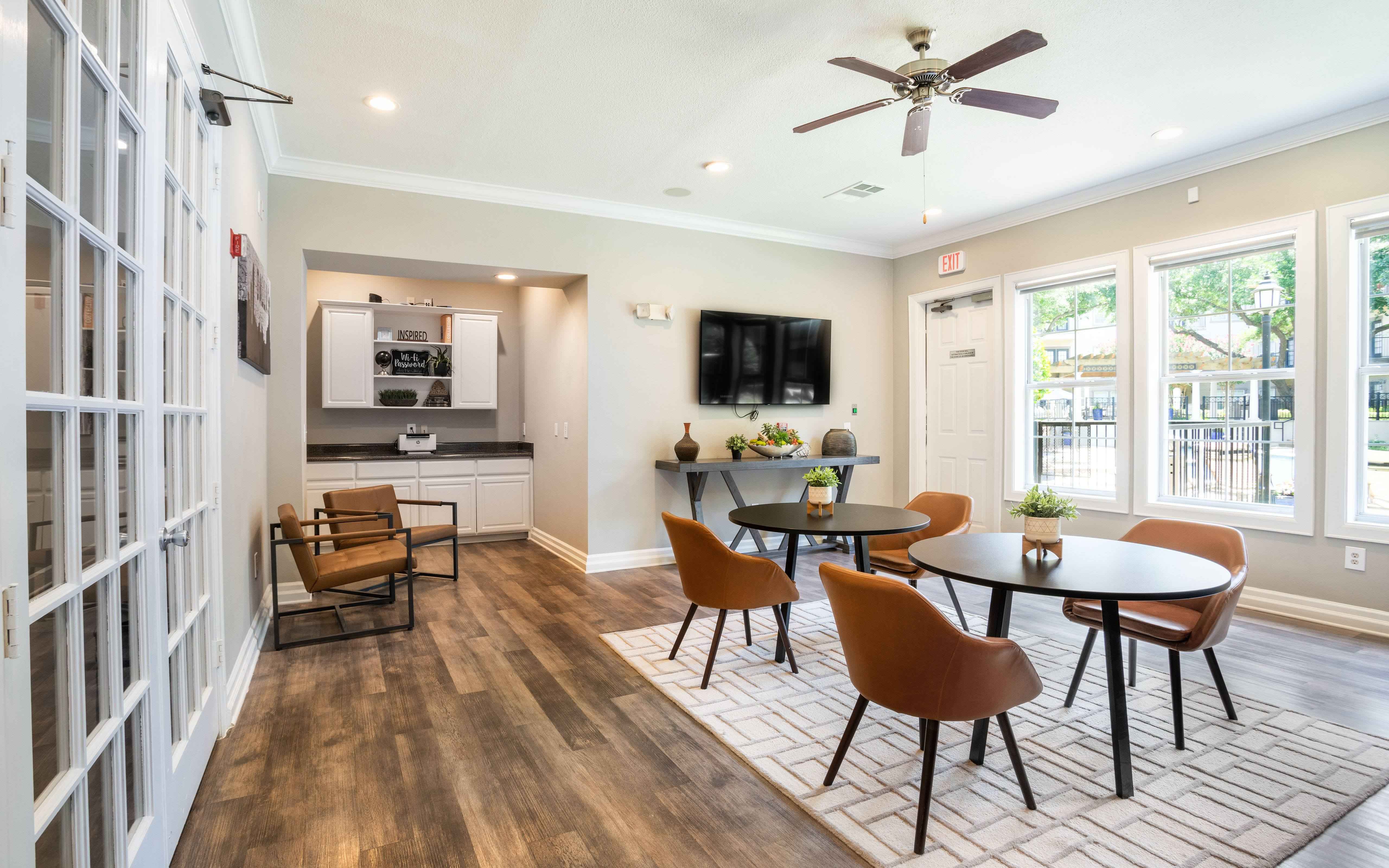 The Arches at Park Cities Image 18