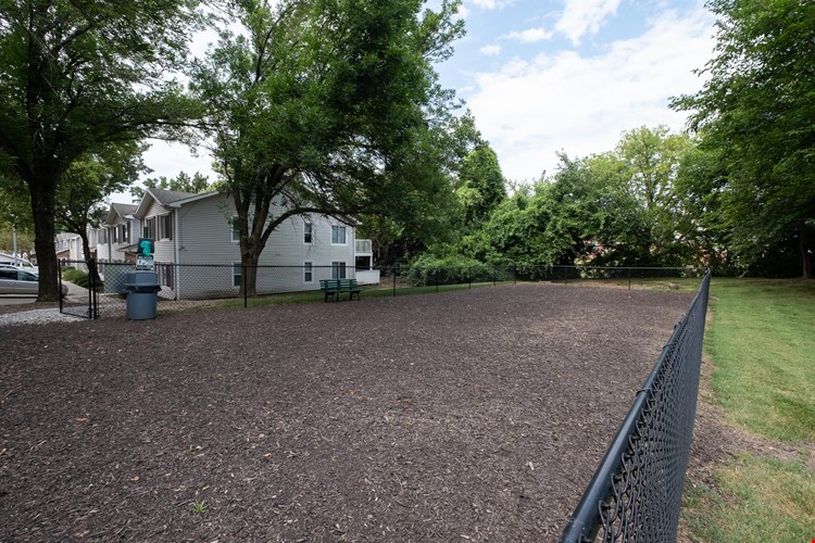 Whispering Hills Apartments Image 29