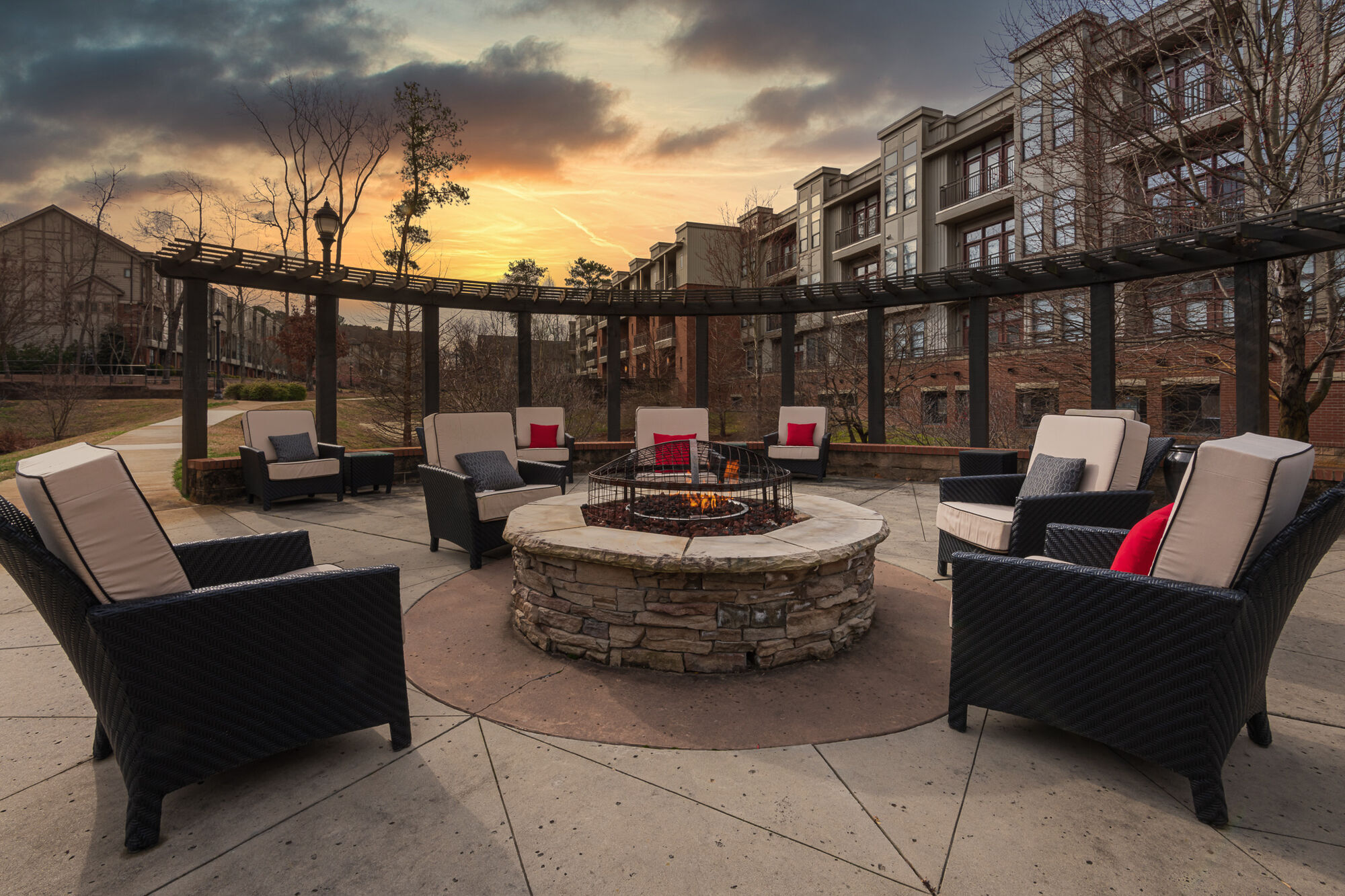 Chapel Hill North Image 4