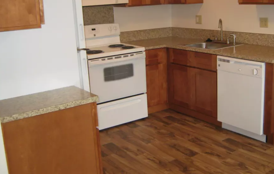 Fountain Court Apartments Image 7