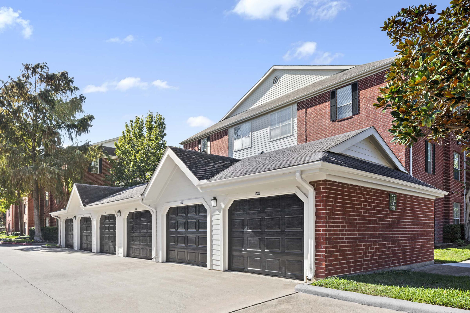 Camden Sugar Grove Image 12