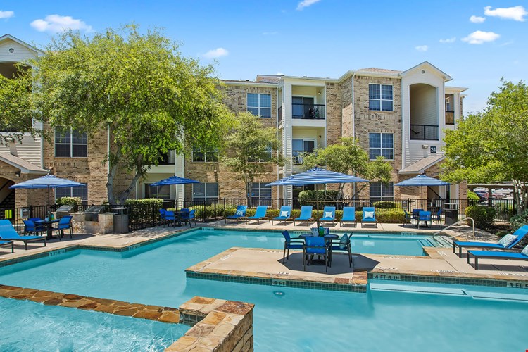 Stoneybrook Apartments & Townhomes Image 1