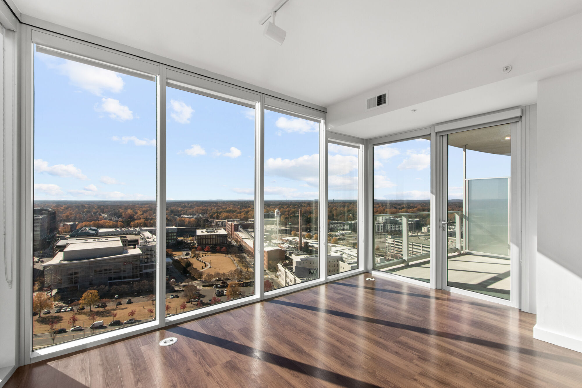 One City Center Apartments Image 14