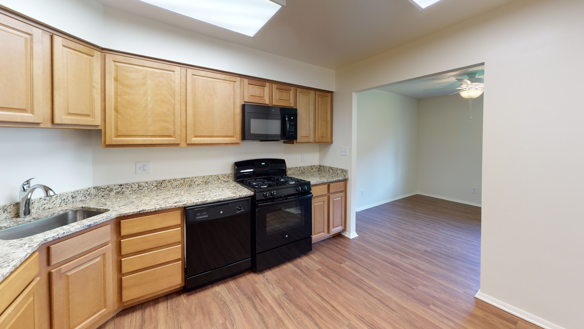 Sherri Park Apartments Image 32