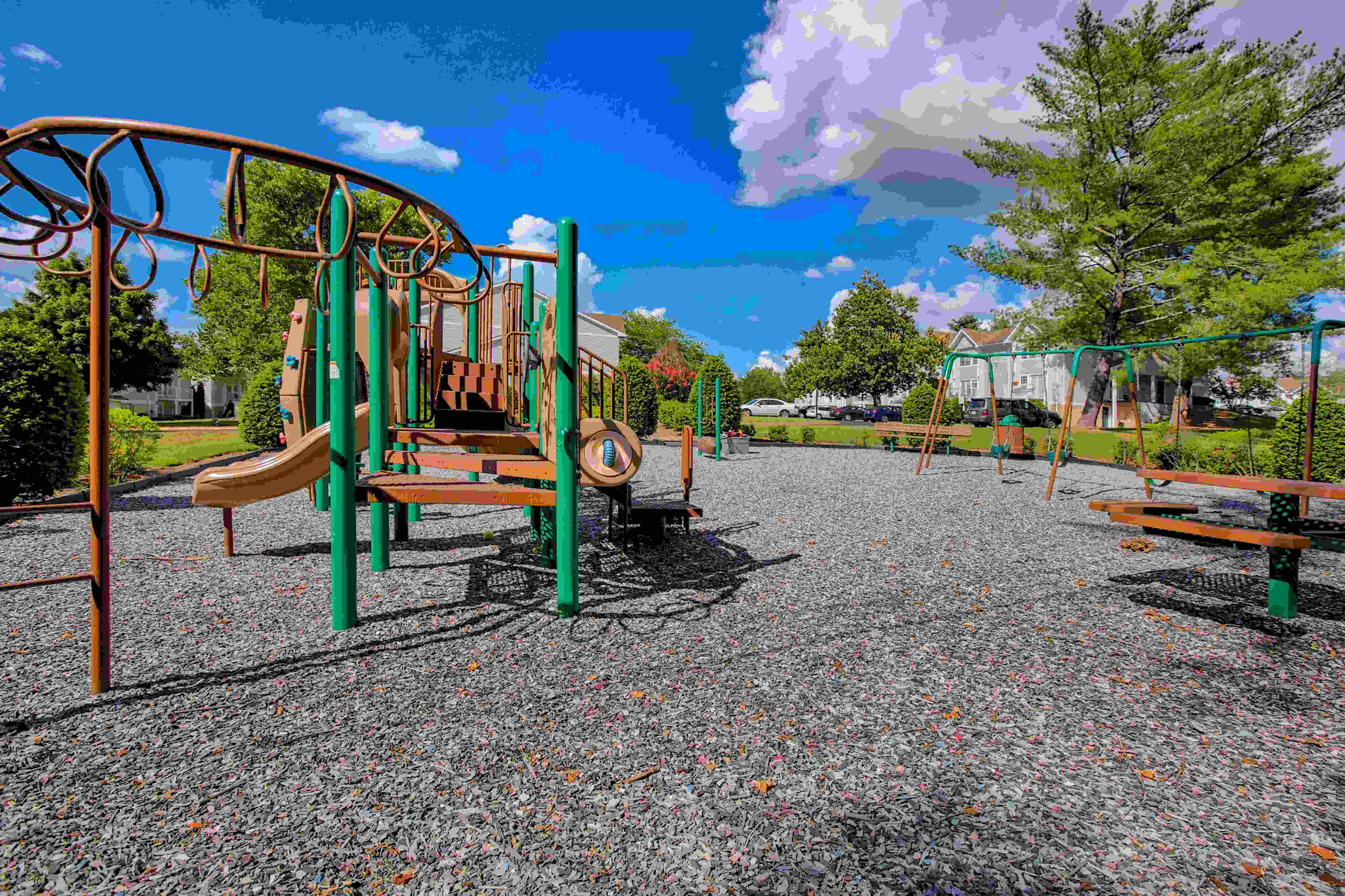 865 Bellevue Apartments Image 17