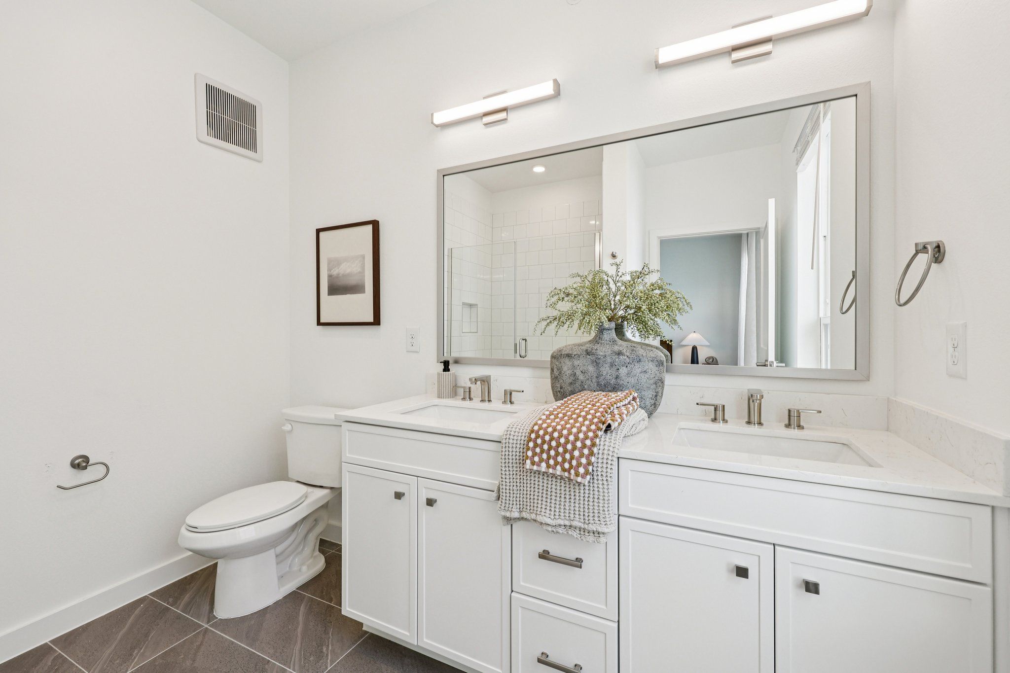 Crestview Townhomes Image 9