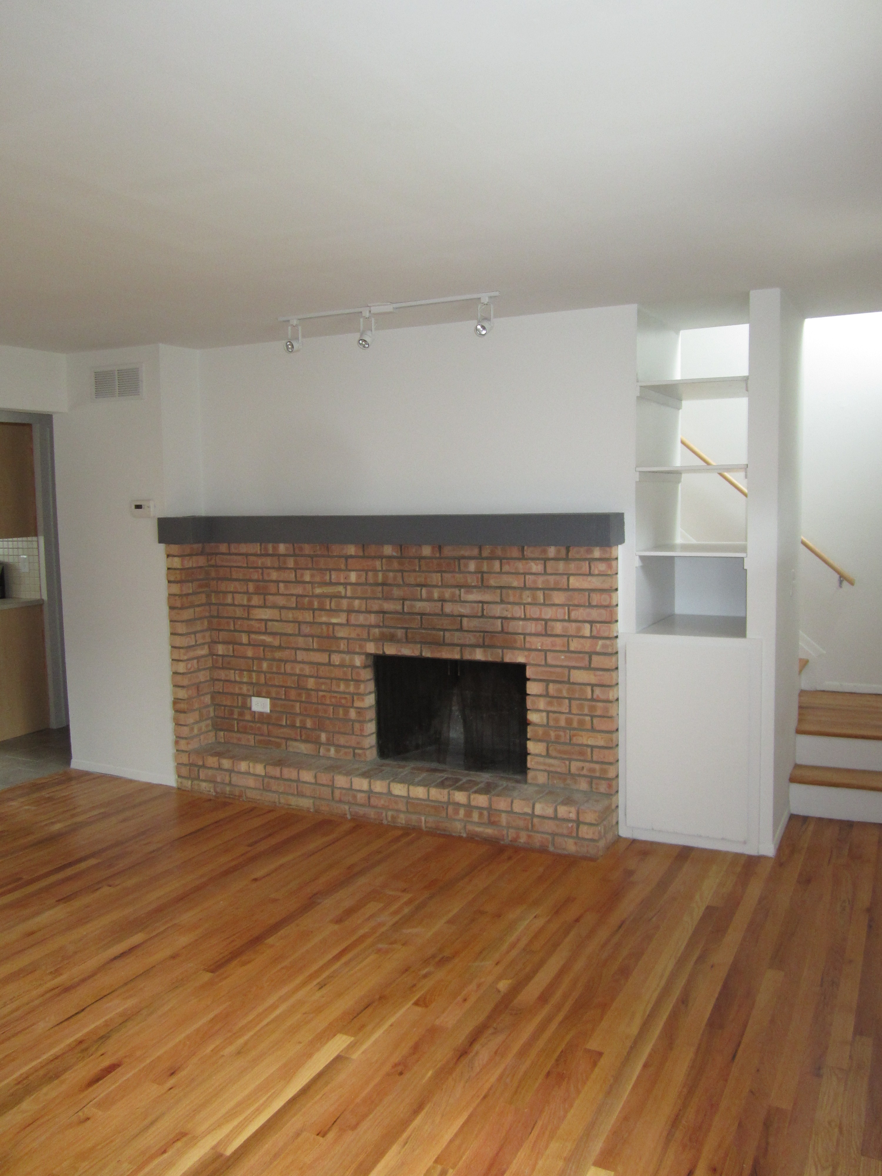 amber's Starr Townhouses Image 4