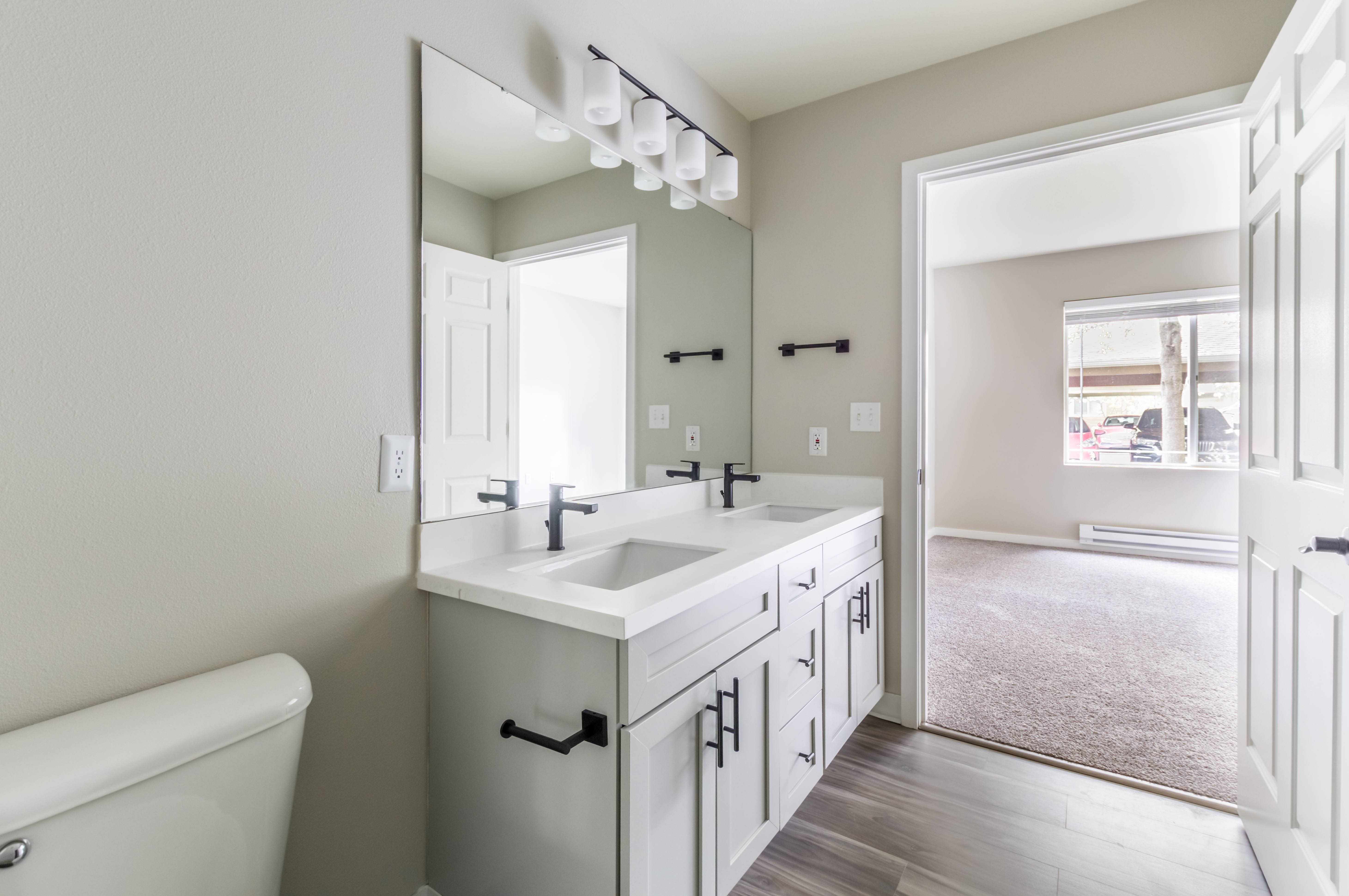 Evans Creek at Woodbridge Image 13