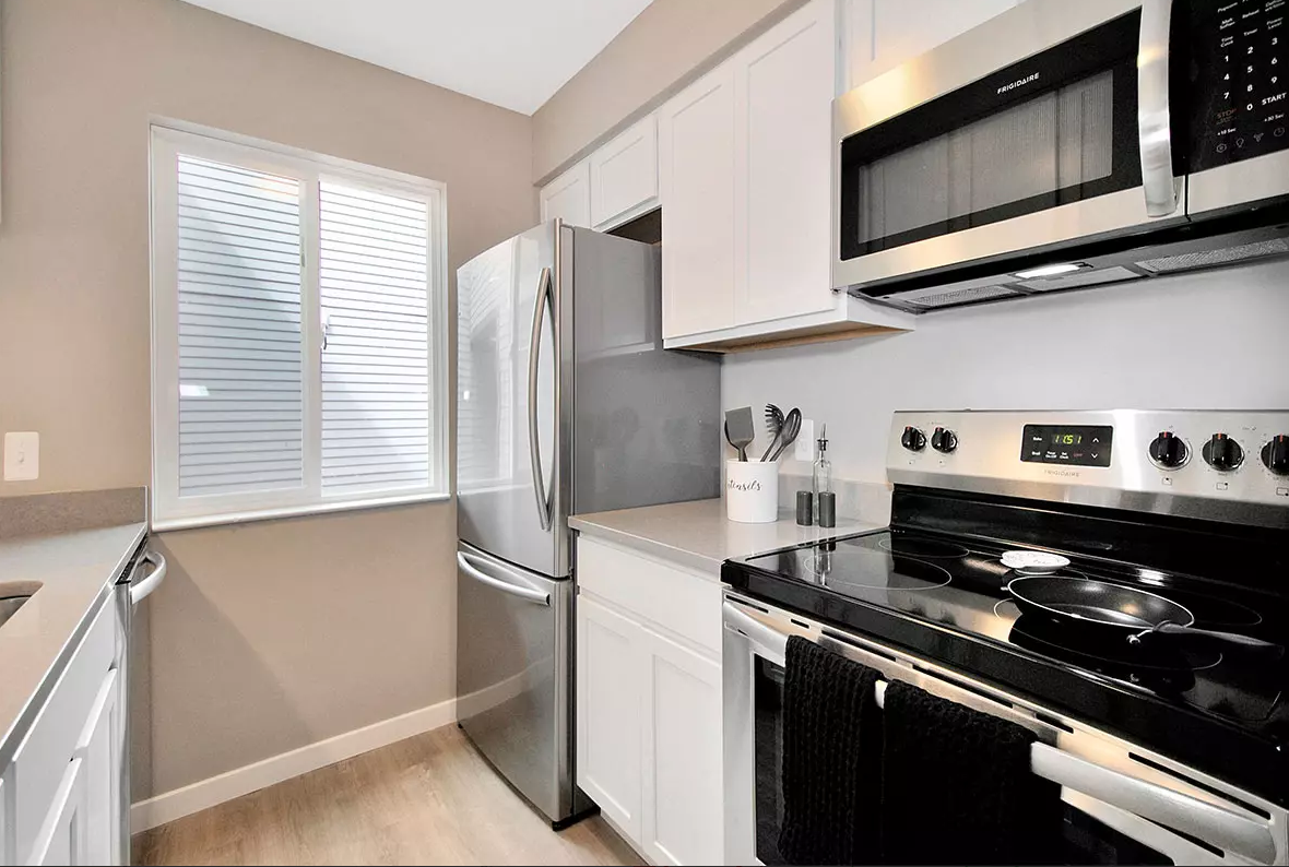 Homestead Commons Image 9