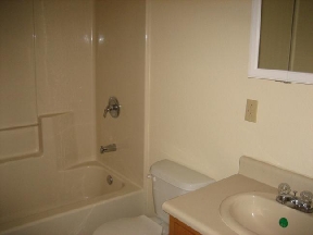 Hilltop Apartments Image 4