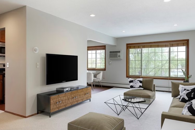 Harbor District Apartments Image 3