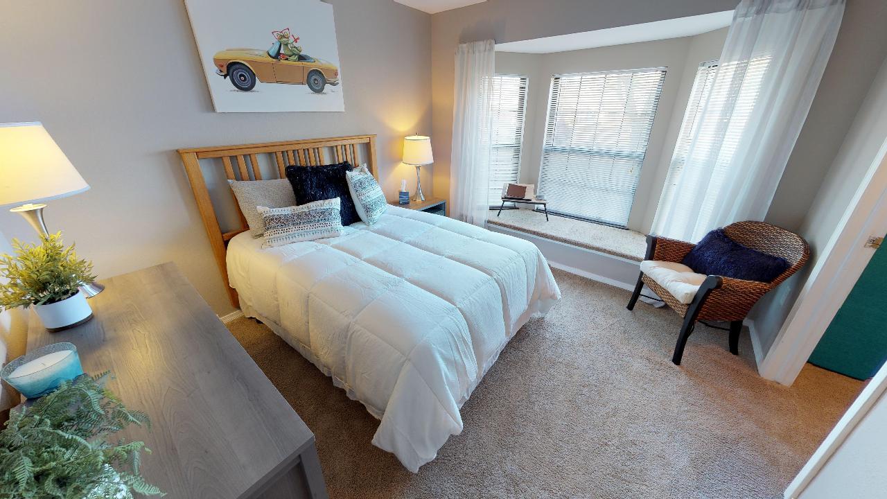 Central Park Place Image 11