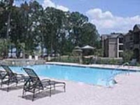Lakeshore Villas Image 3