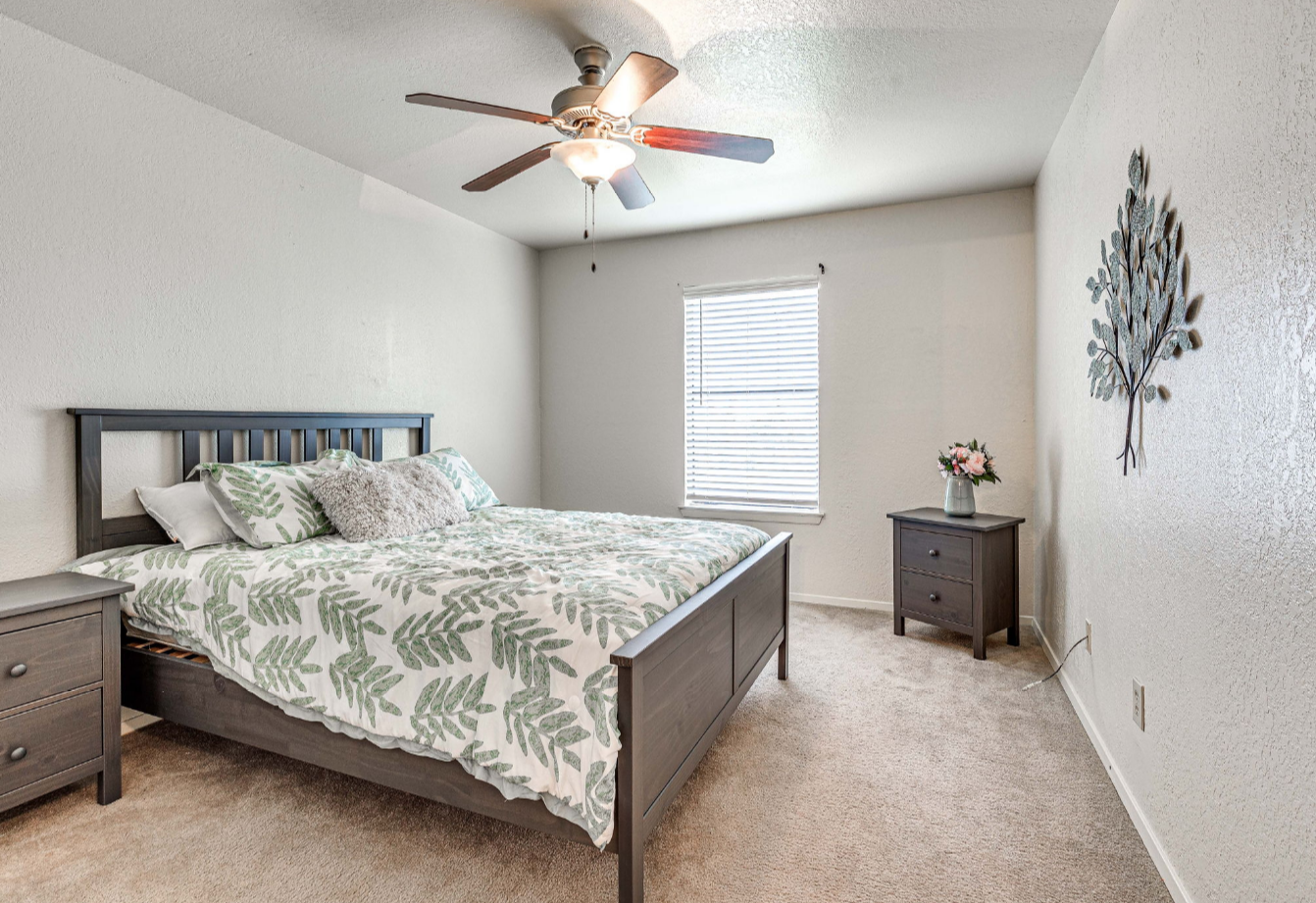 Heather Glen Townhomes Image 6