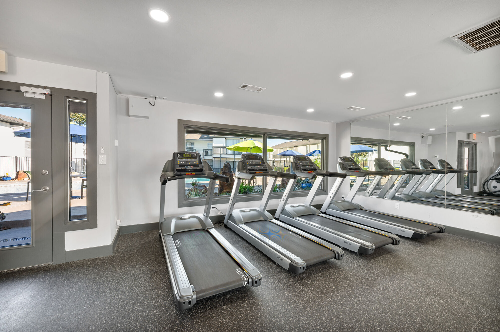 The Halston Image 29