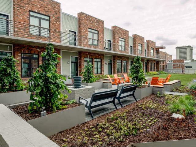 2100 Acklen Flats Image 11