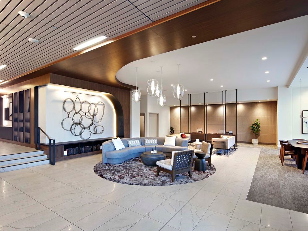 Lobby and leasing area