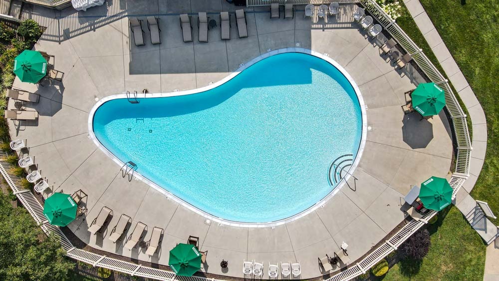 Oak Forest Apartments Image 1