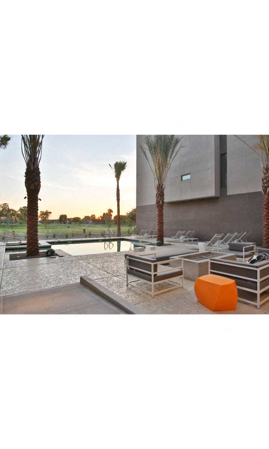 Dusk Scottsdale Apartments Image 7