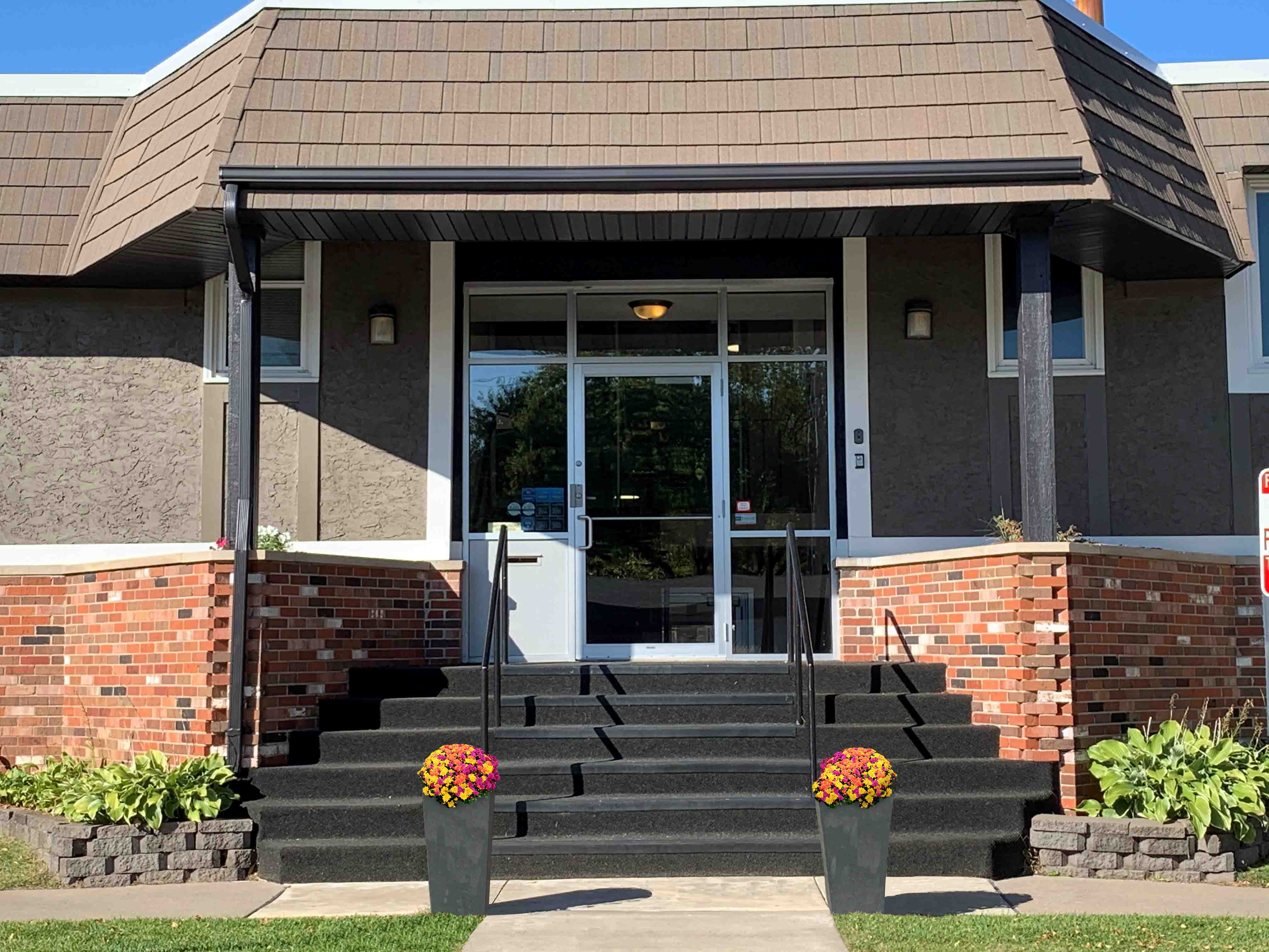 Moonraker Apartments Image 1