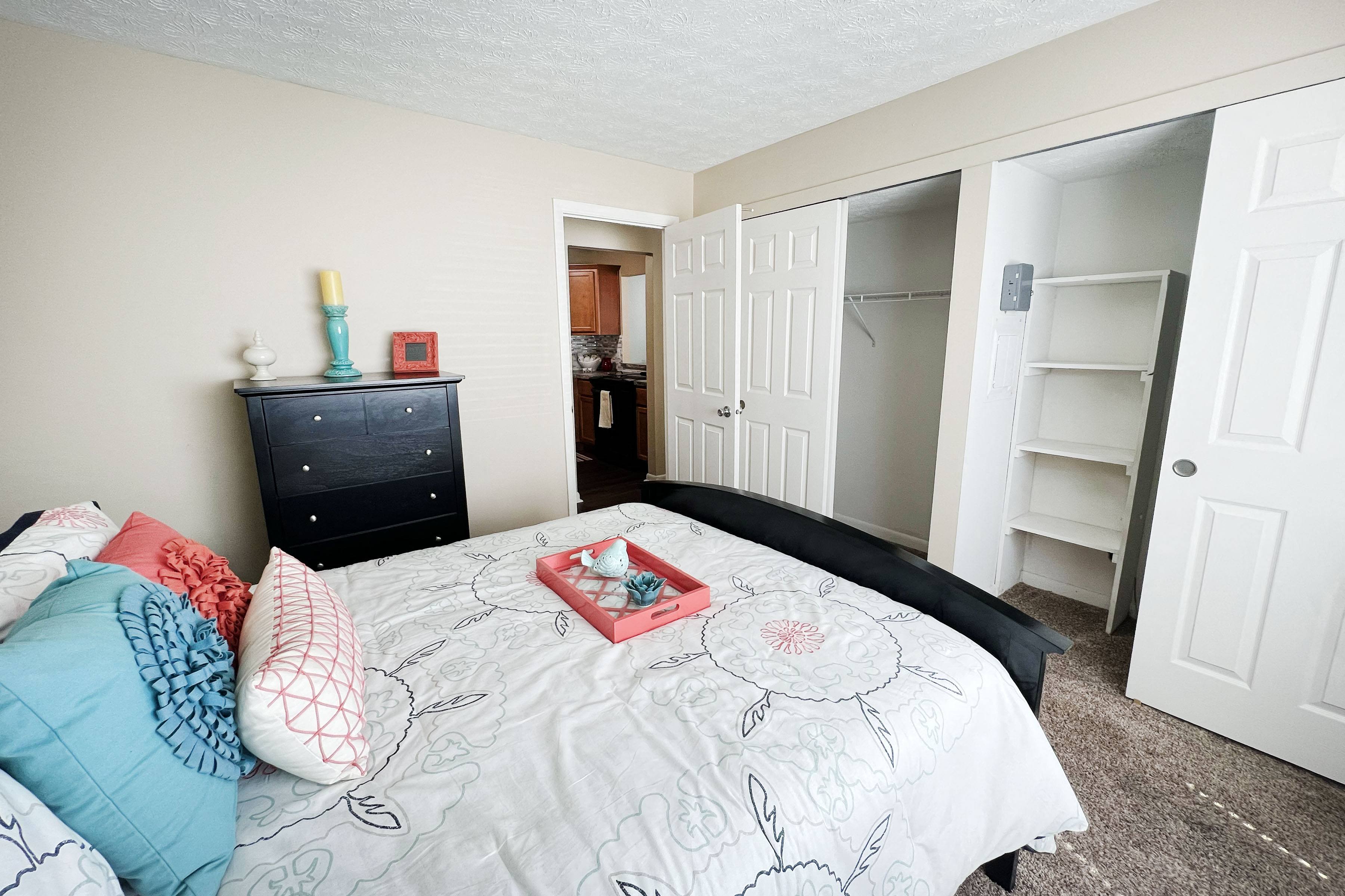 Fox Run Apartments Image 24