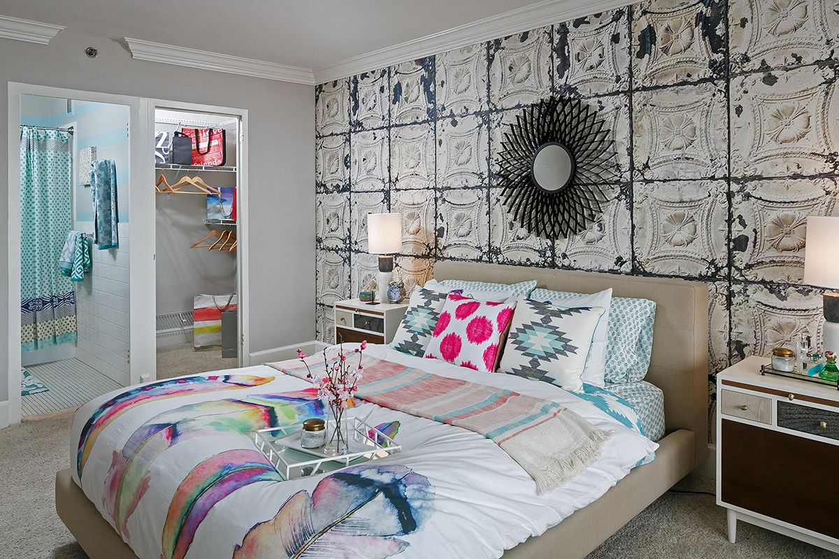 800 Tower City Club Apartments Image 12