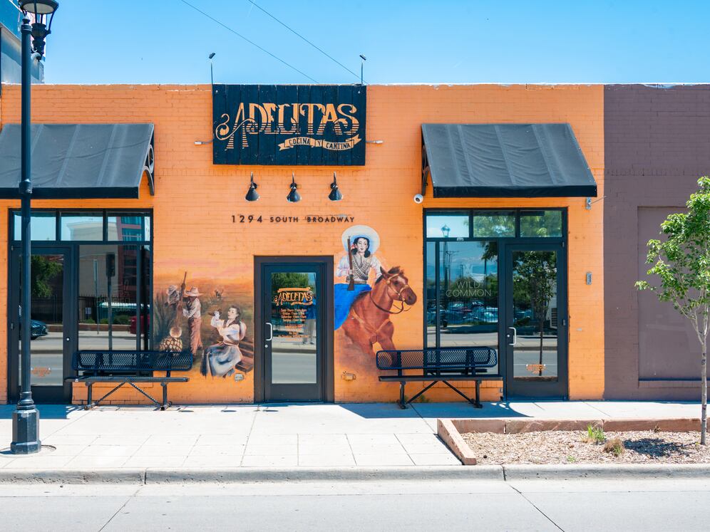 Blocks from several dining options along South Broadway