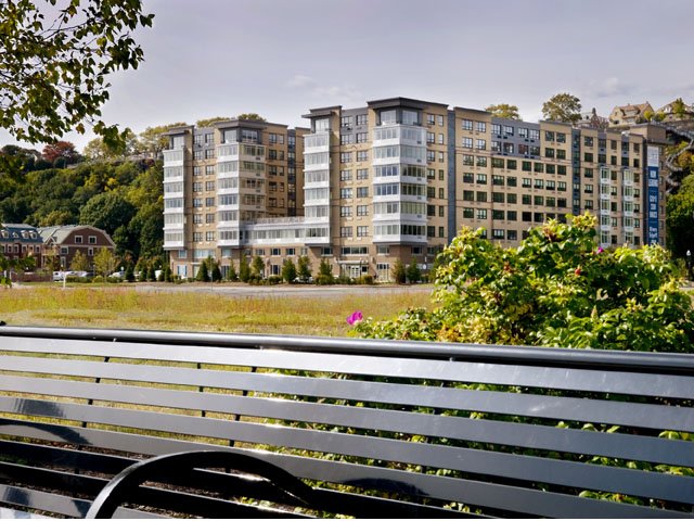 Rivers Edge at Port Imperial Image 2